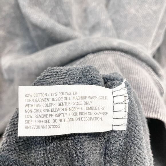 Wild Fable Women's Oversized Sweatshirt Acid Wash Manhattan New York Black XS - Picture 6 of 6